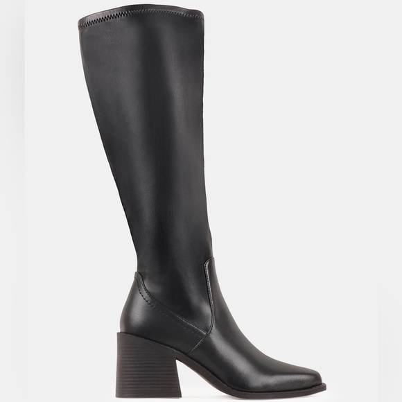 Steve Madden Shoes - Steve Madden Zoeey Black Knee-high Boots